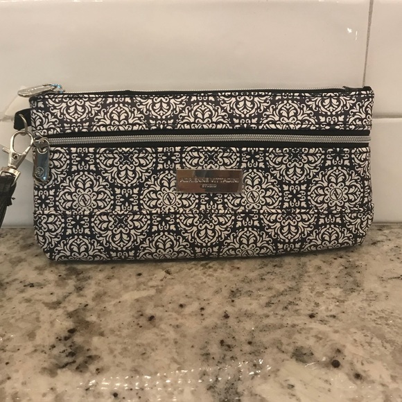 Adrienne Vittadini | Two Zip Pocket Wristlet - Picture 2 of 8